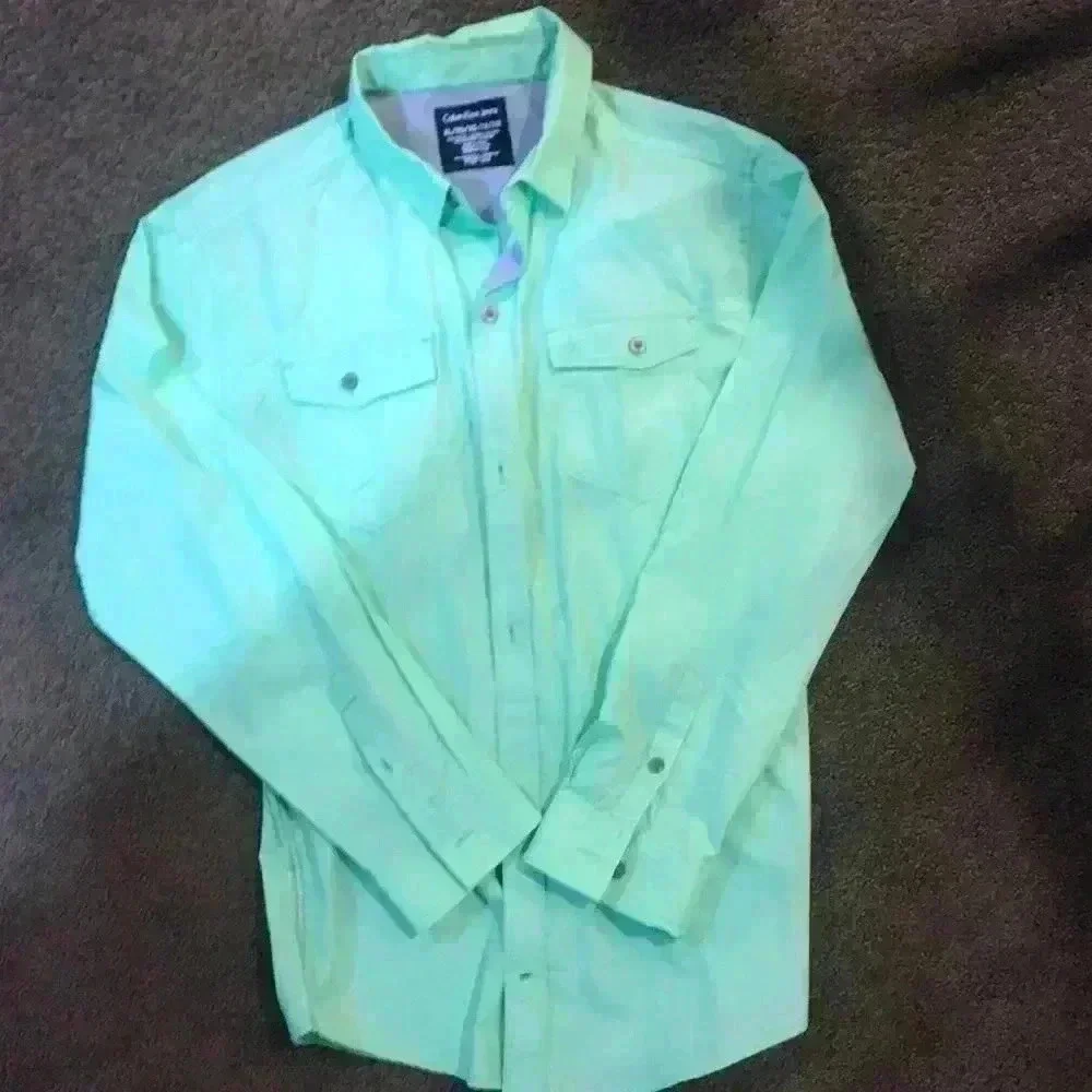 Calvin Klein green shirt Boys XL